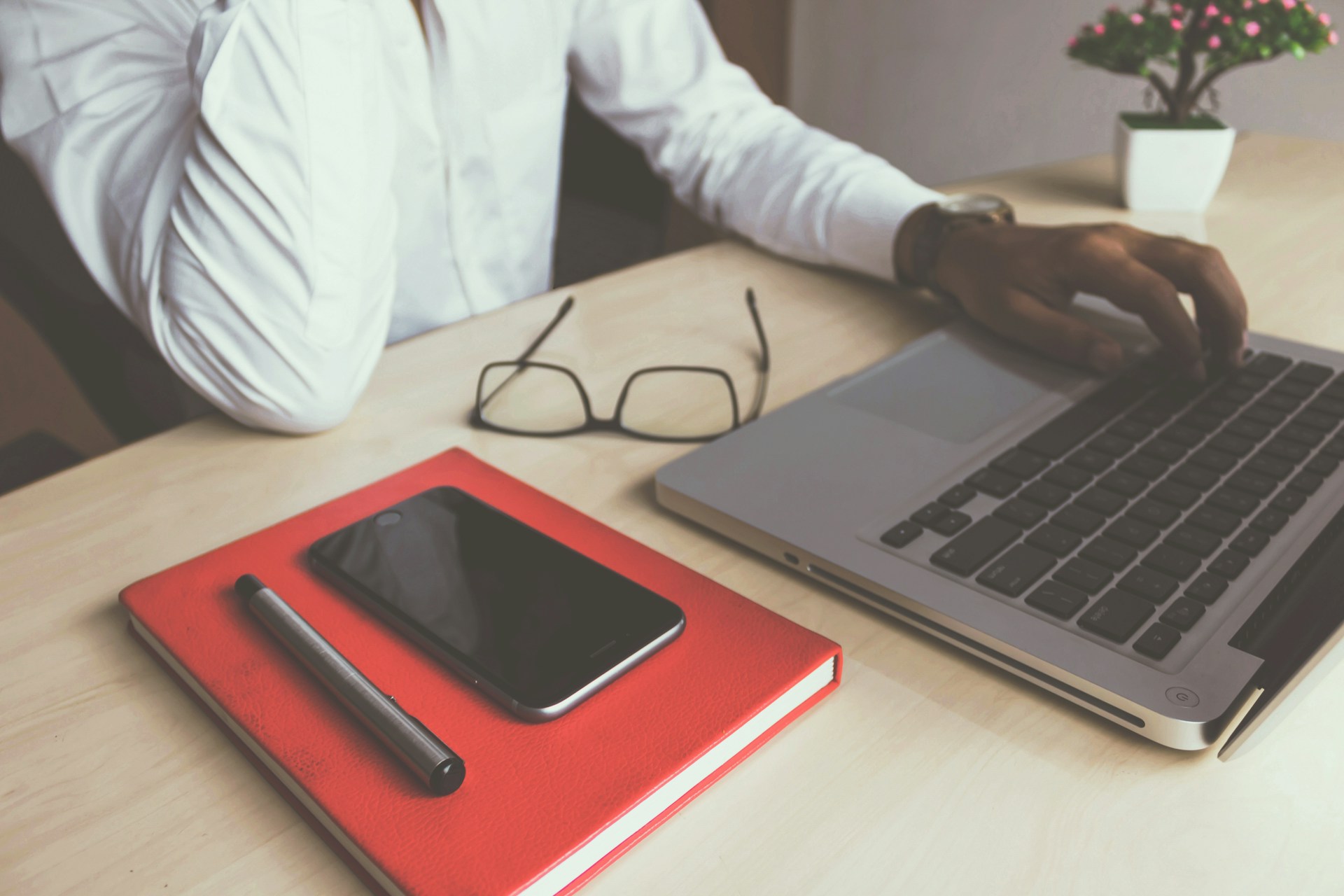 Can You Print Photos from a CD? A Guide by Mail Processing Associates